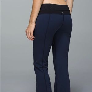 Lululemon Groove Pant (Navy & Black)